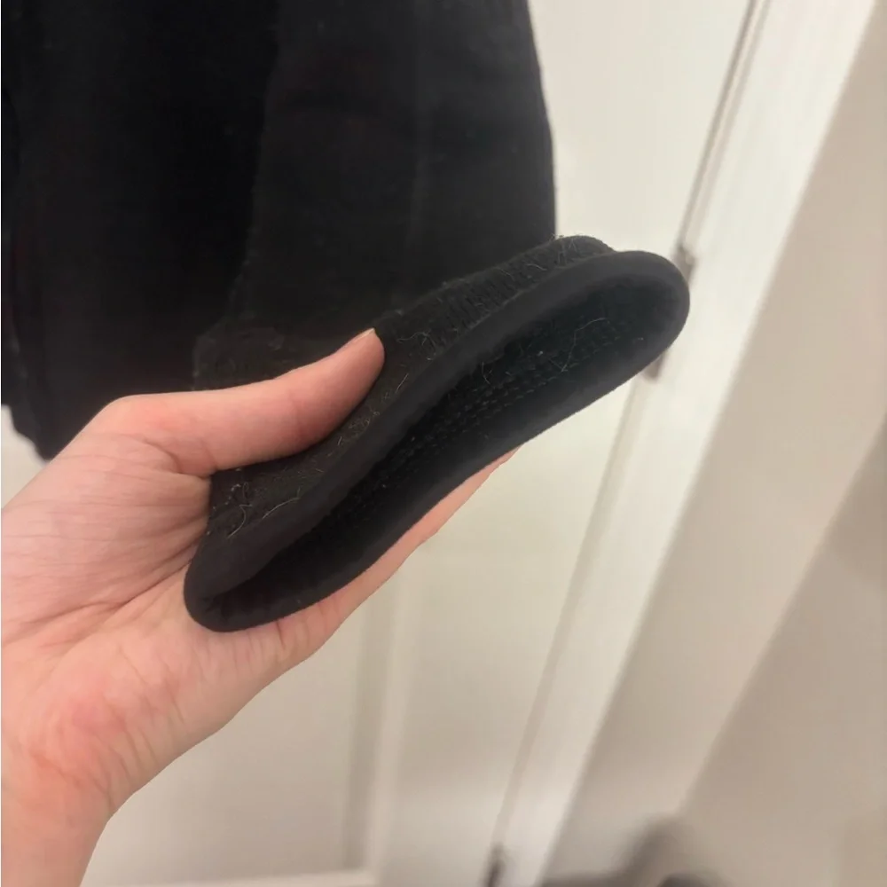 Patagonia Black Full-Zip Fleece Jacket with Small Logo - Picture 9 of 14